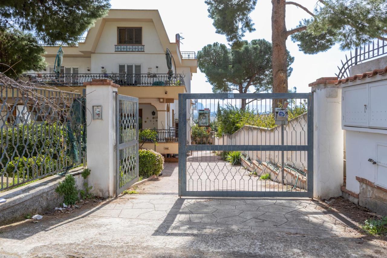 Casa In Villa A Mondello-700M Dal Mare Palermo Dış mekan fotoğraf